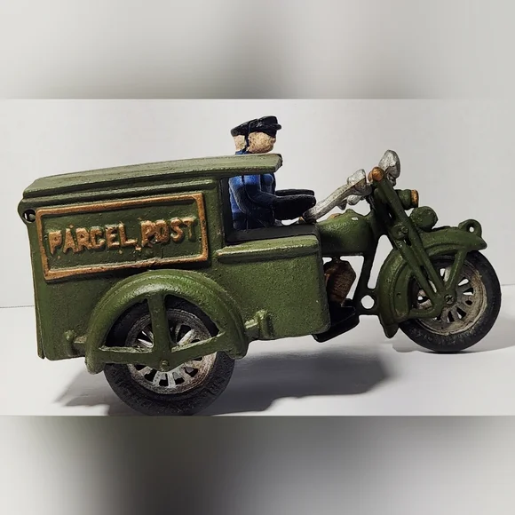 Vintage Cast Iron U.S Parcel Post Motorcycle With Detachable Rider Mail Man - Picture 3 of 10